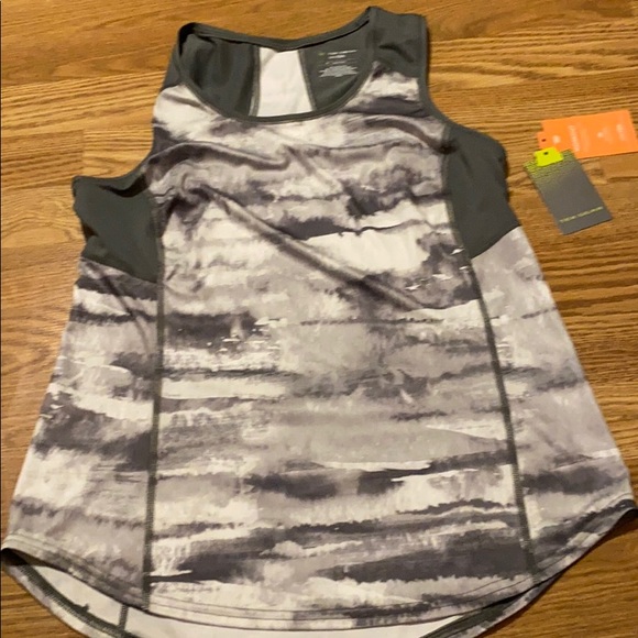 tek gear Tops - NWT Tek Gear DryTek gray & white top women size M